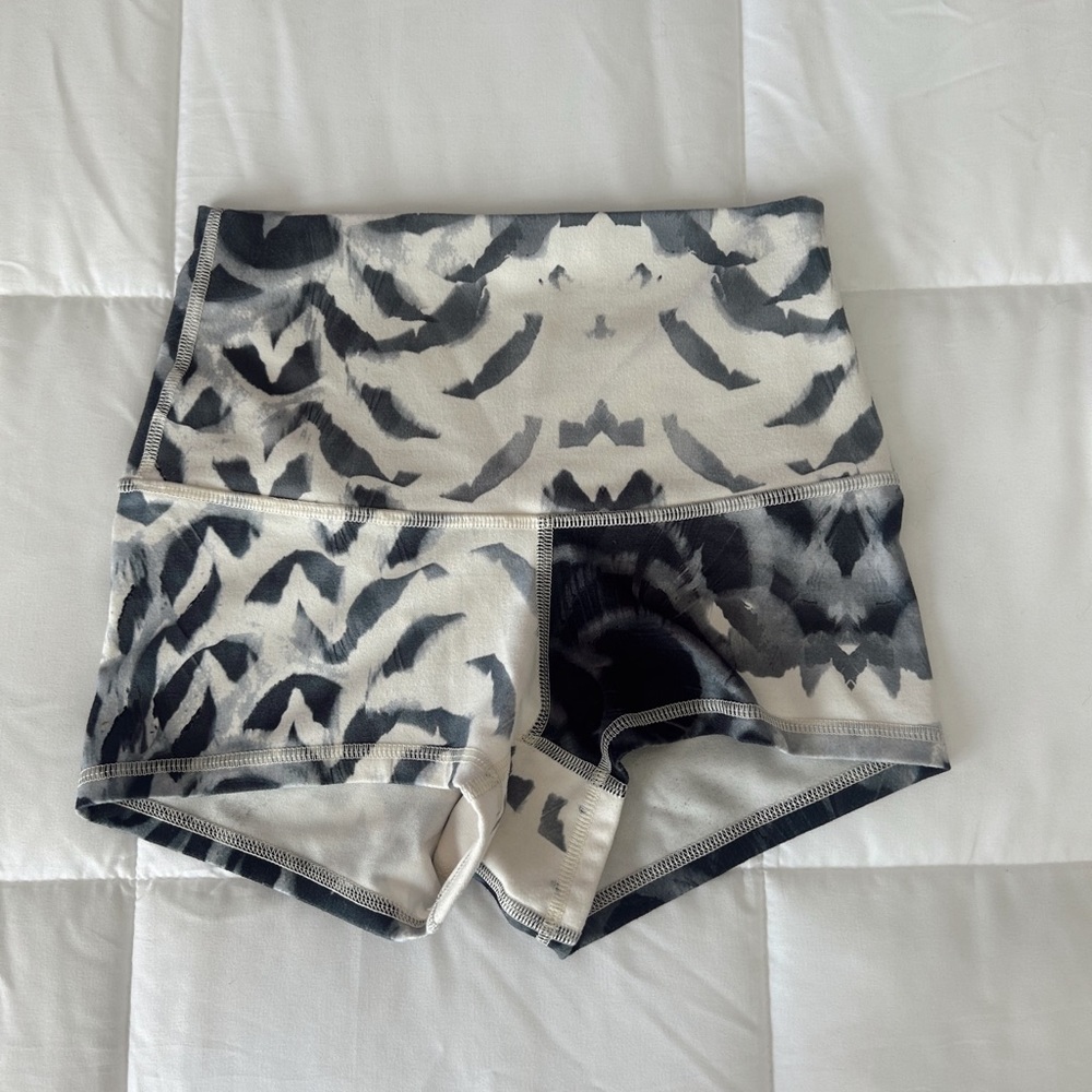 Lululemon spandex, size 2!